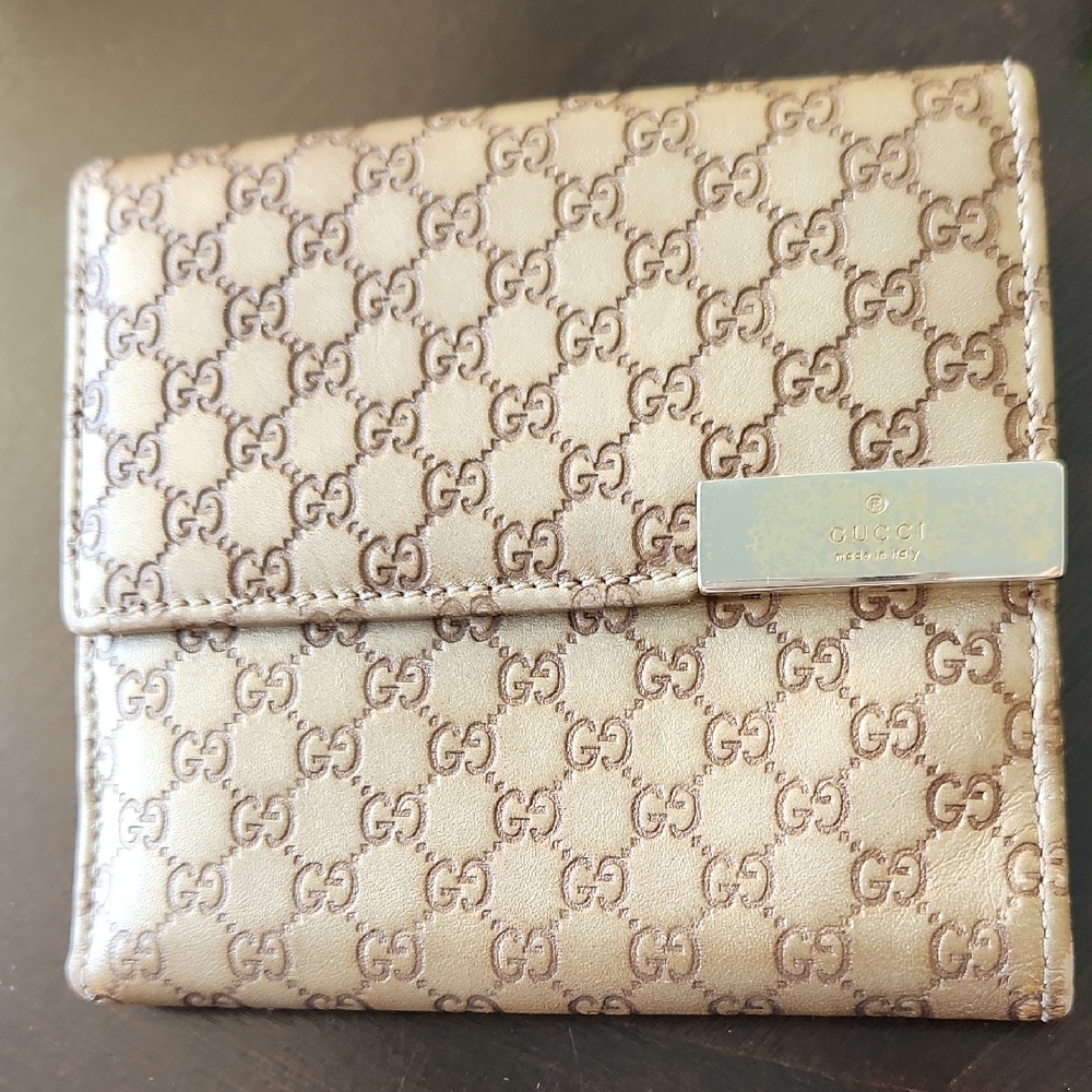 ✨️Gucci Brown Monogram Wallet - Picture 3 of 17